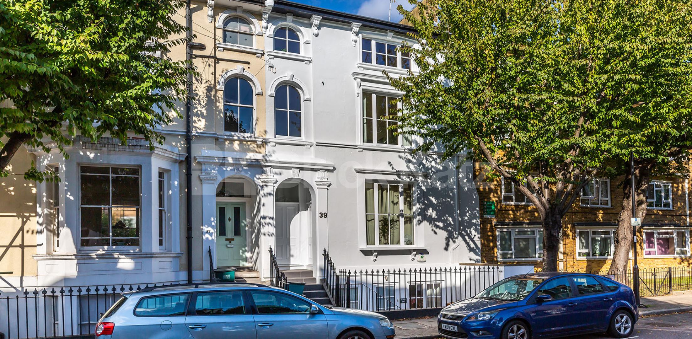 Stunning two bedroom with great space located in a great area Kingsdown Road, Holloway